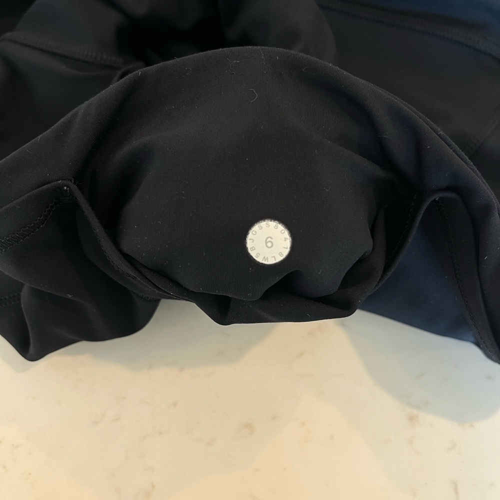 Lululemon Fast and free 7/8 size 6 - Picture 11 of 11